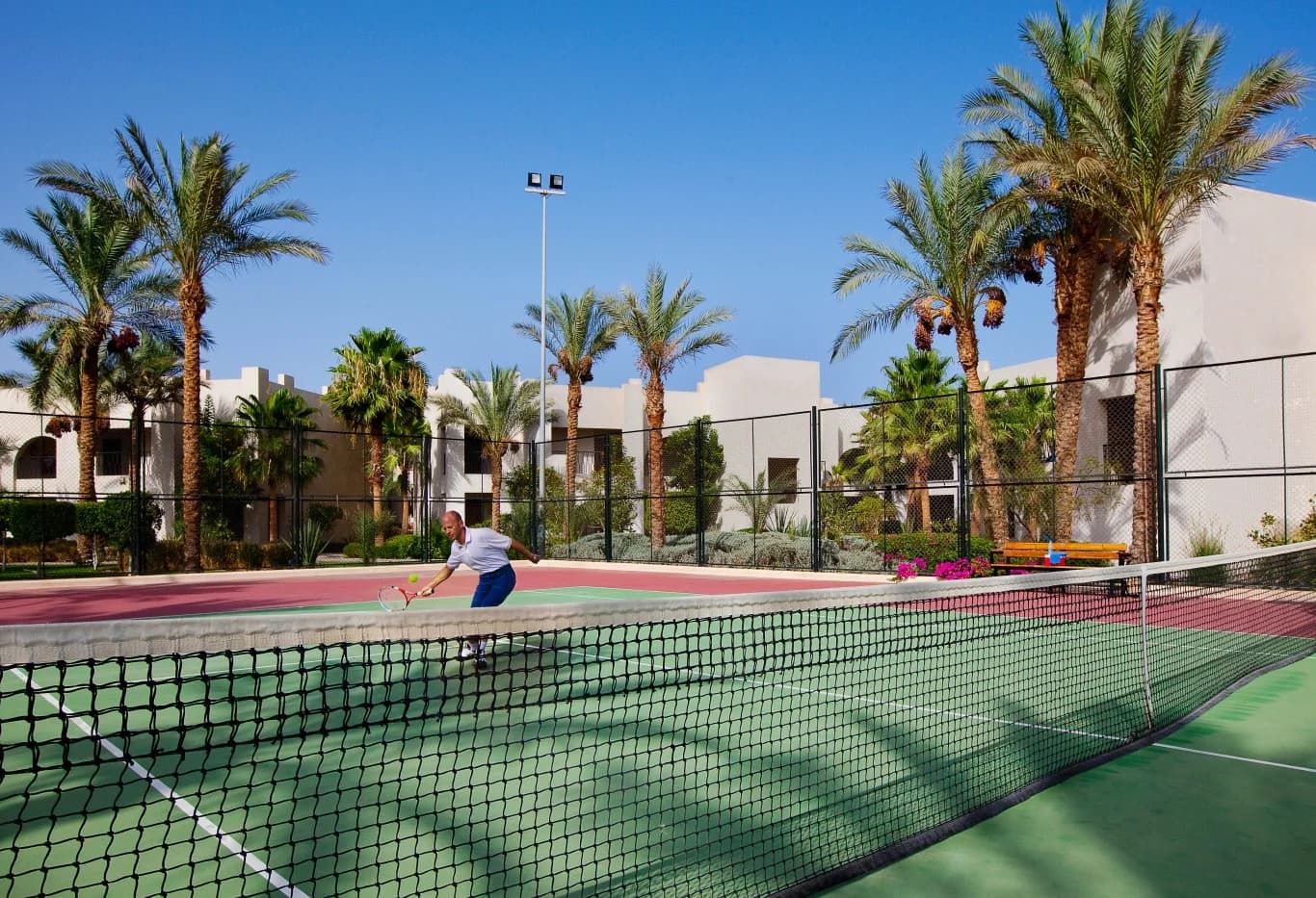 Grand Rotana Resort - Photo 2