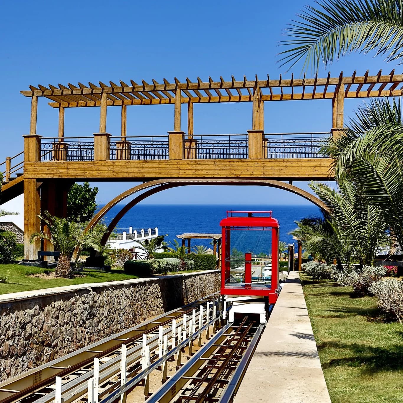 Hotel - Thumbnail 10